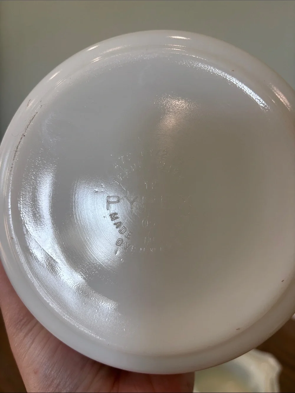 Pyrex Verde Square Flower 472